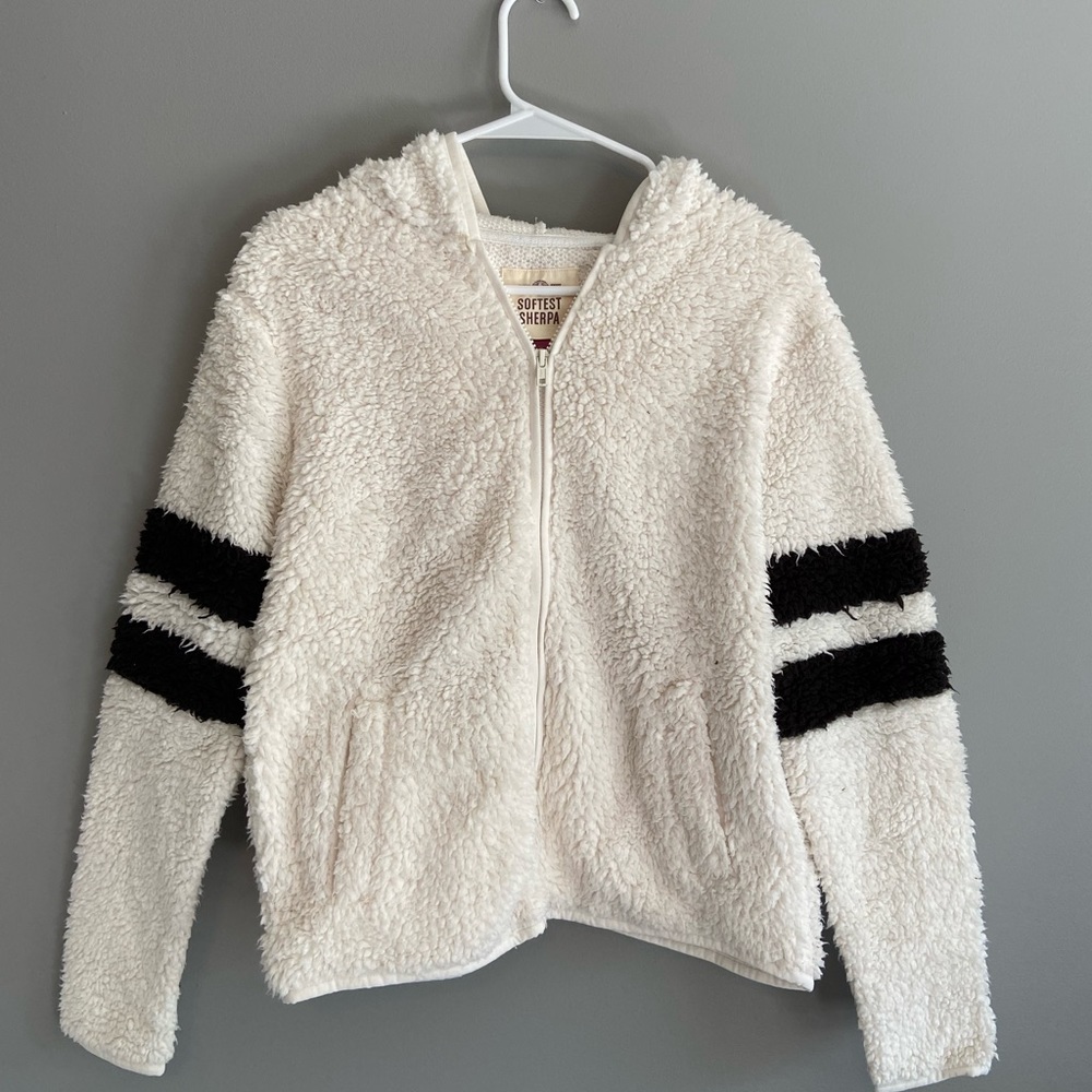 Fluffy White Sherpa